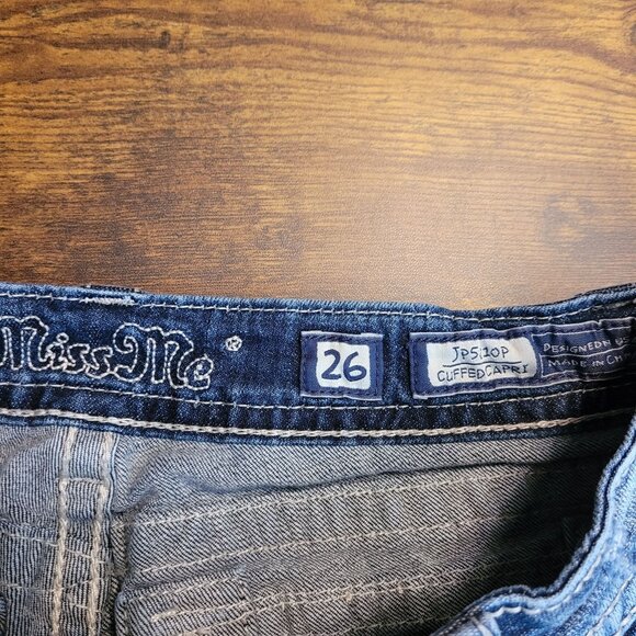 Miss Me Jeans Size 26 Cuffed Capri Button Flap Pockets Low Rise Embellished - Picture 4 of 11